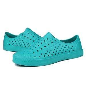 Women’s Eyelet Slip On Shoes